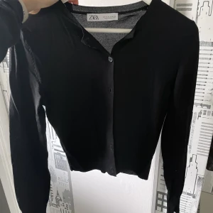 Zara kofta - Söt kofta från zara! Aldrig använd 🫶