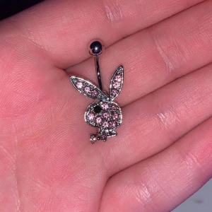 PLAYBOY NAVELPIERCING  - oanvänd💗