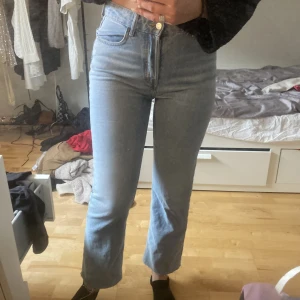 Jeans - Nästan helt oanvända❤️