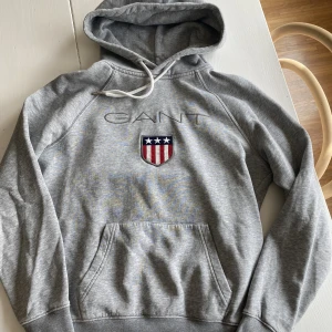 Gant hoodie  - Mycket fint skick!