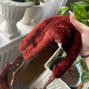 Grimma - Aldrig använd pga fel storlek! Köpte för 800kr  Aldrig använd Storlek full men kan även användas till d ponny✨