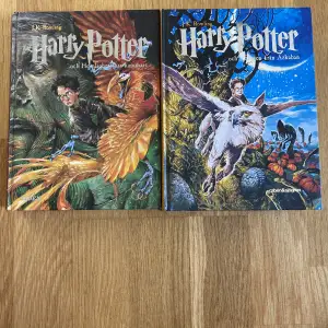 Harry Potter böcker. Kan säljas separat eller tillsammans. Blir billigare om man köper båda. Buda!