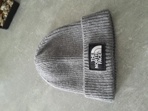 The North Face mössa - North face mössa i fint skick. 99 kr st eller 2 st (se min andra annons) för 169 kr.