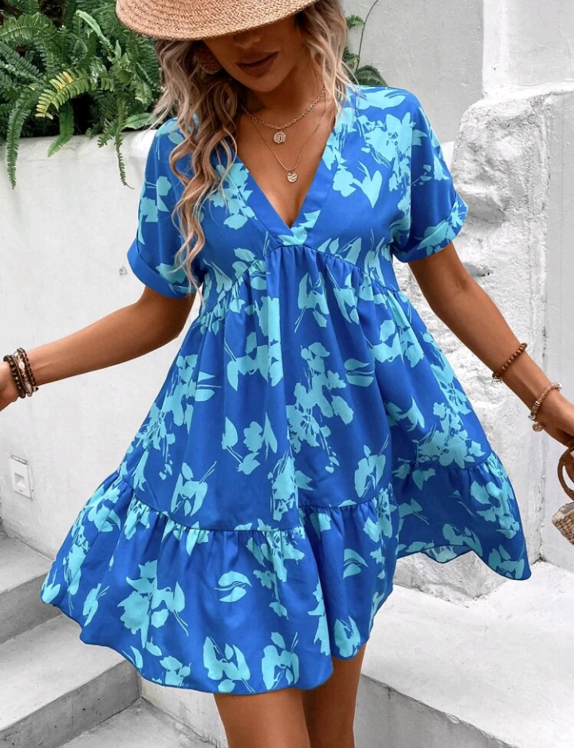 Blommig klänning M - Oänvand