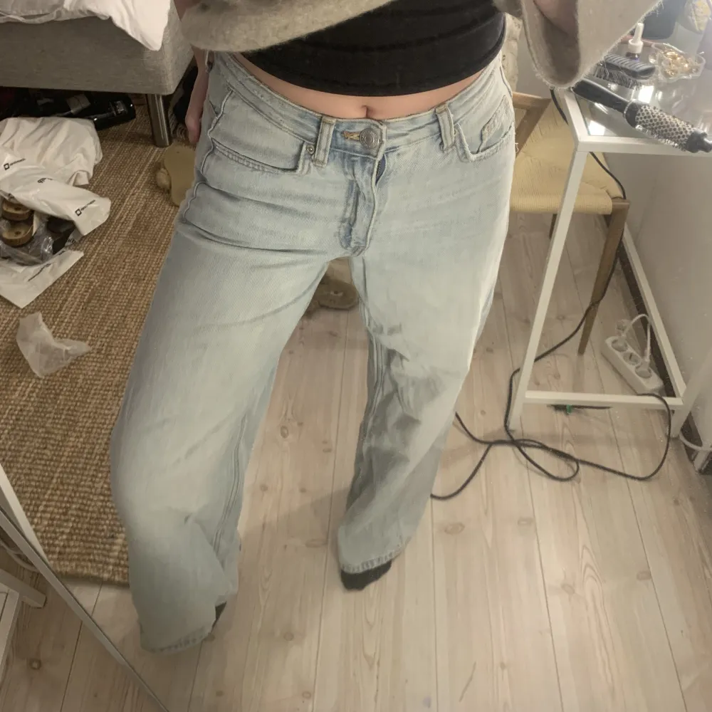 Snygga blå jeans från zara i strl 36!. Jeans & Byxor.