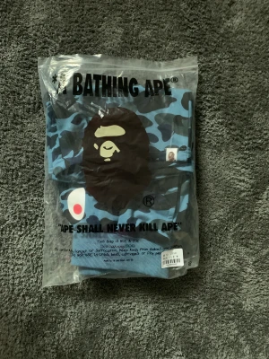 Bape shorts - Bape shorts  Aldrig använda  Köpte för små 