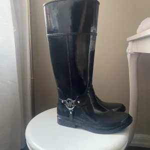 Michael Kors gummistövlar  - Michael Kors gummistövlar i storlek 37!