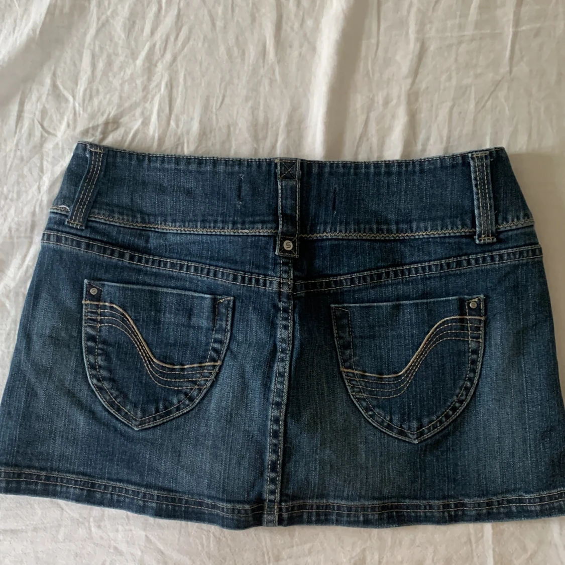 Kort ”90-tals” kjol - 90