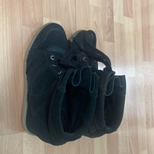 Pavement skor - Skor från pavement, liknande Isabel Marant. 