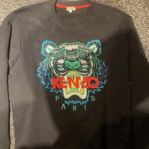 Kenzo crewneck - Kenzo crewneck size L Fint skick, inte använt på länge 