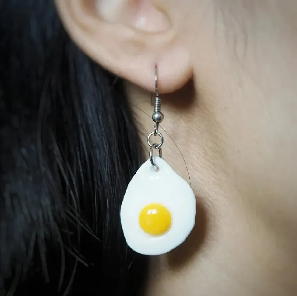 Handmade earrings Fried eggs  Made by me . Accessoarer.