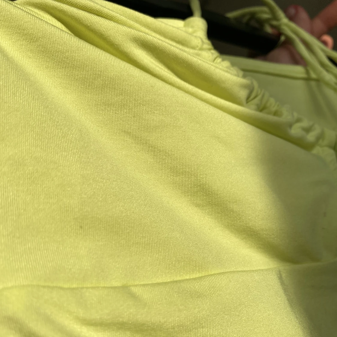 Magtröja med halterneck - 91