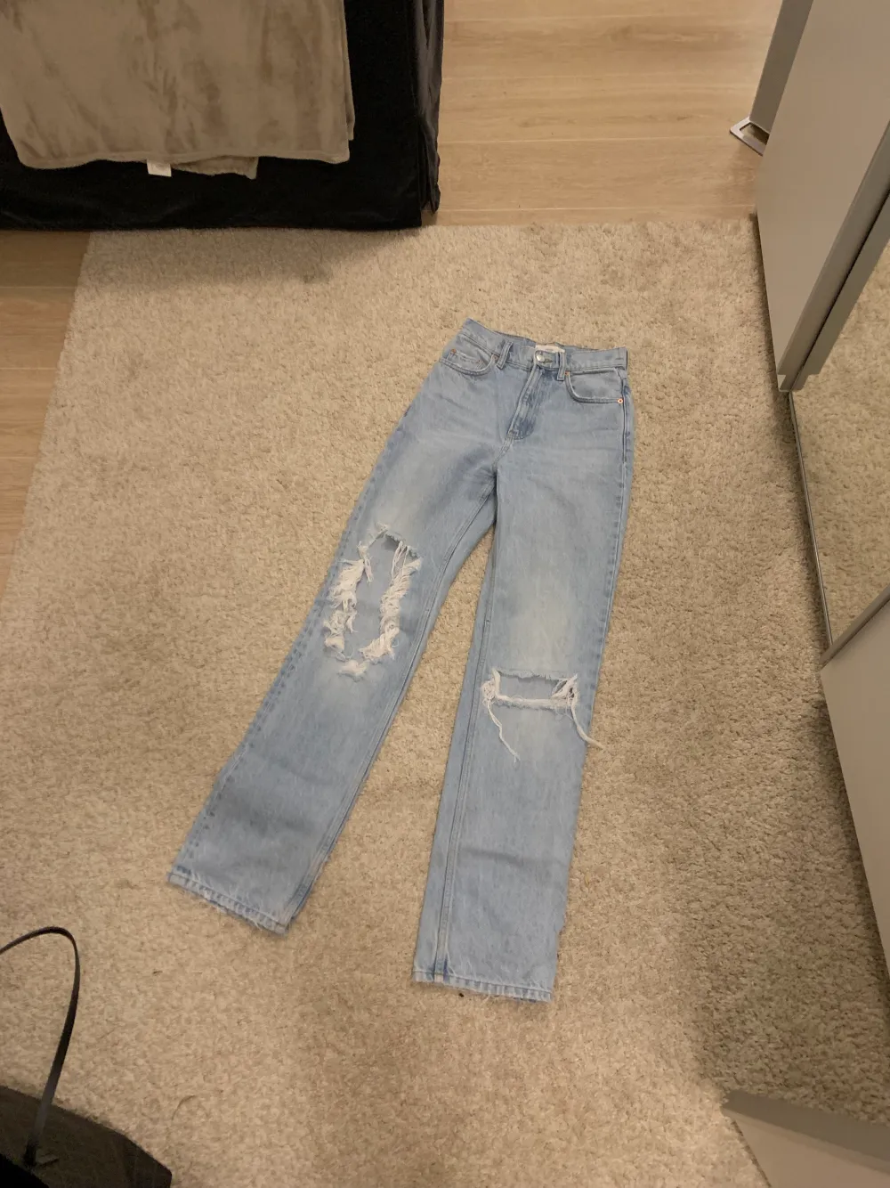 Slitna jeans från mango, high waist.. Jeans & Byxor.