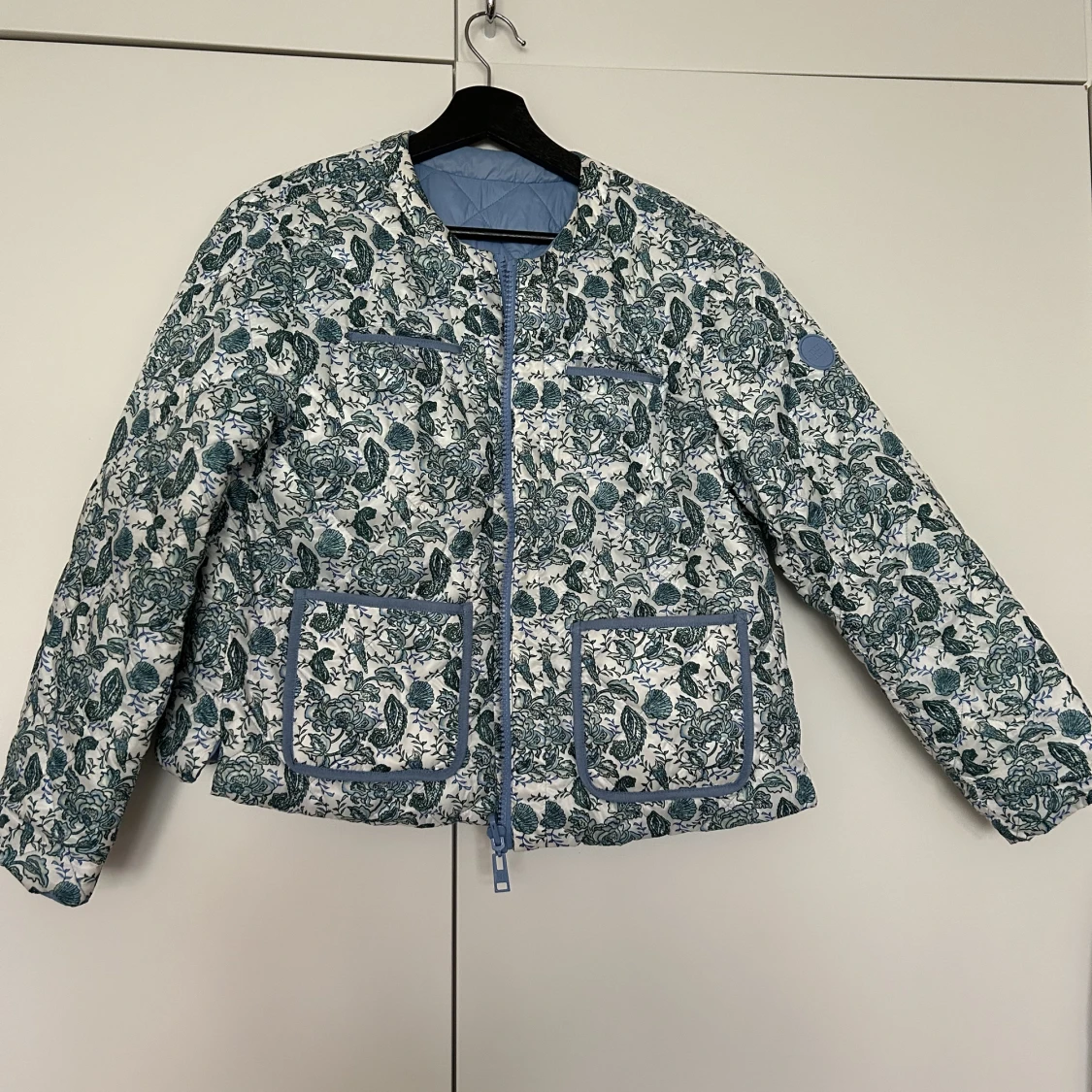 Mönstrad jacka 