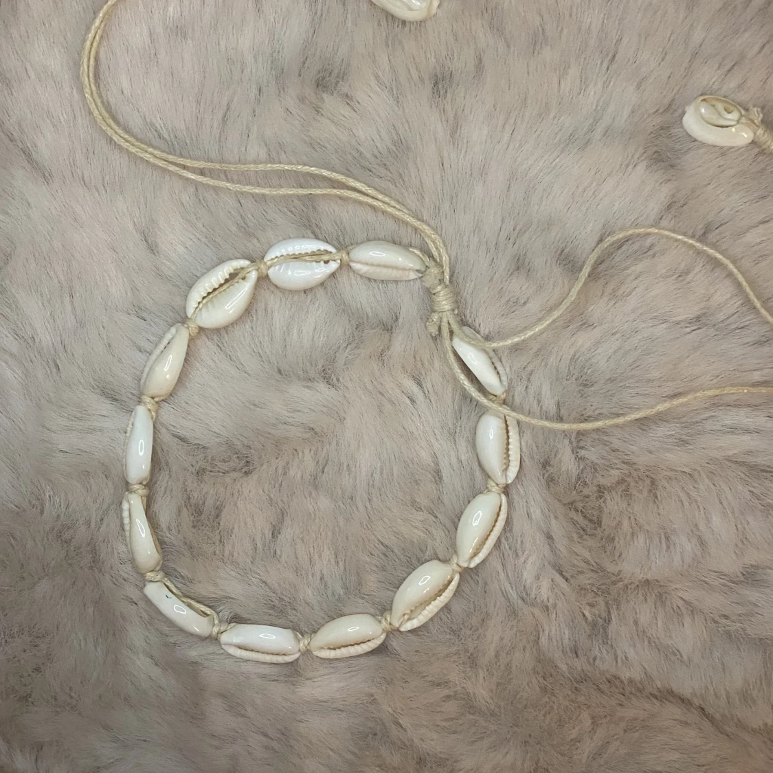 Anklet / fotlänk i snäckor  - 90