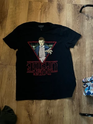  Stranger Things T-shirt - Stranger Things T-shirt