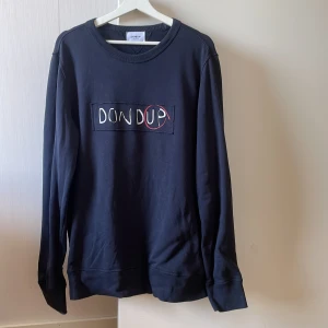 Dondup sweatshirt  - Säljer en dondup sweatshirt i nyskick!