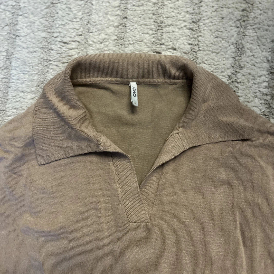 Tröja med krage  - 90