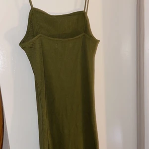 Klänning - Klänning i storlek XS. Allt sker via Swish✨