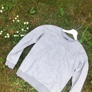 gant tröja - Säljes pga för liten, i fint skick