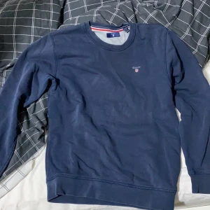 Gant tröja  - Använd ett få tal gånger mycket fin 