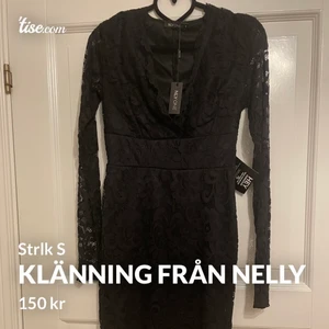 Klänning från Nelly  - Svart klänning i strlk S endast provad, så i fint skick.😀nypris 399kr