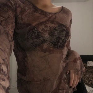 Brun topp - Brun mesh tröja i stl m!