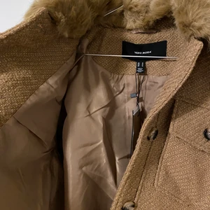 Vero Moda jakke ny med prismærke - Str. M men passes af en S også