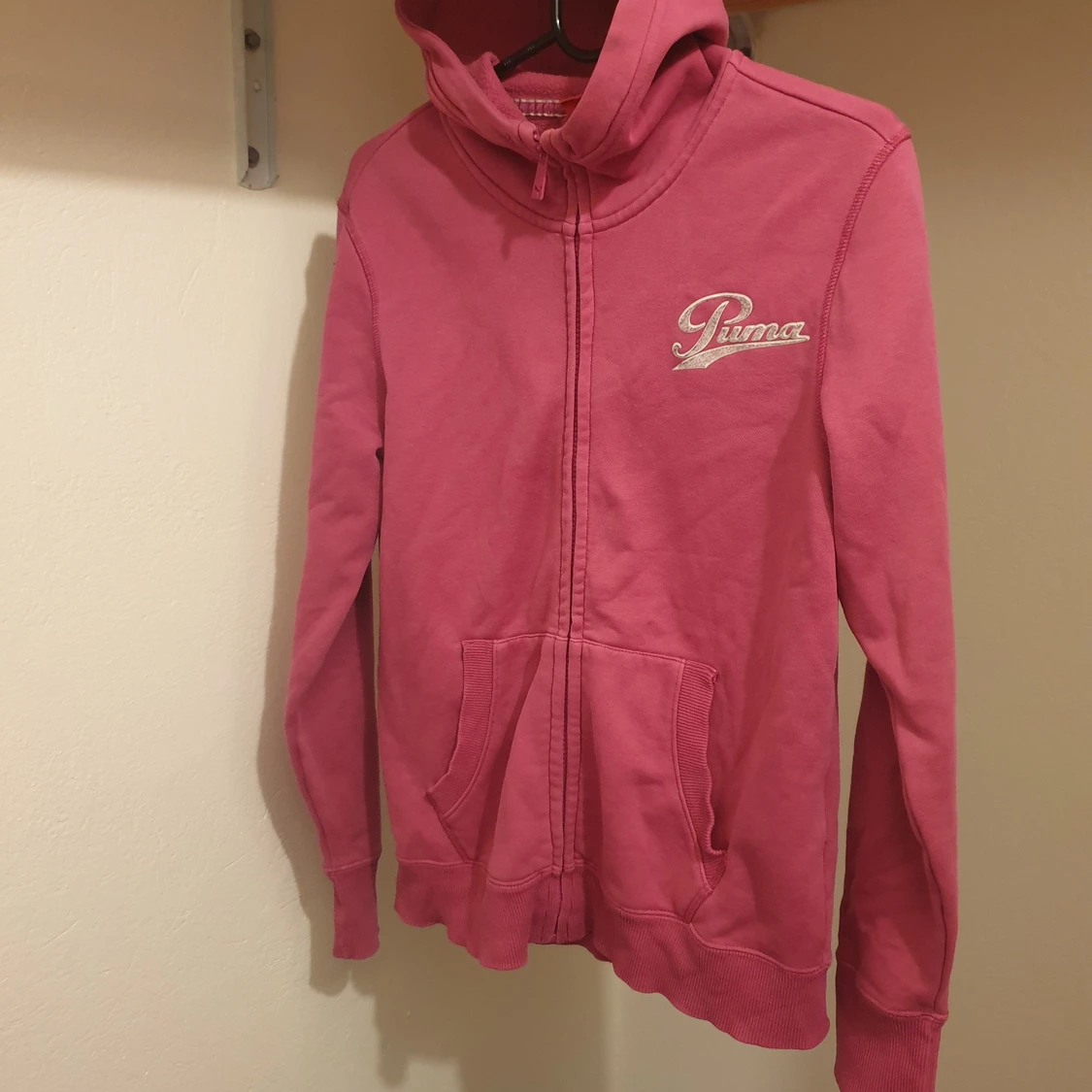 Orginal Rosa Puma hoddie/tröja!!