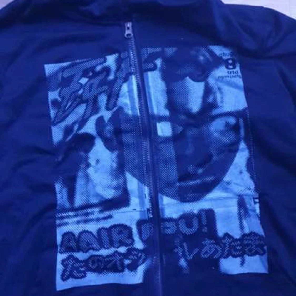 Tröja med tryck - 90