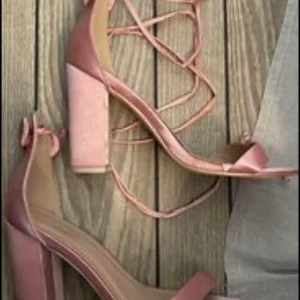 rosa klackar - använd två gånger