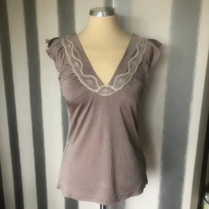 Topp i viscose S - Topp till fest och andra tillfällen. Storlek S. Mycket fint skick 