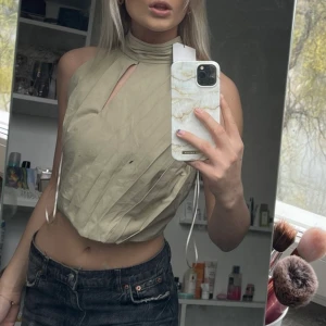 Topp - As söt topp!! Kommer tyvärr inte till Använding. 