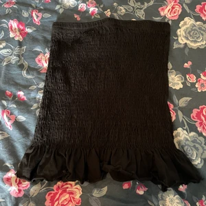 Kjol - En väldigt fin och bekväm kjol i nyskick 