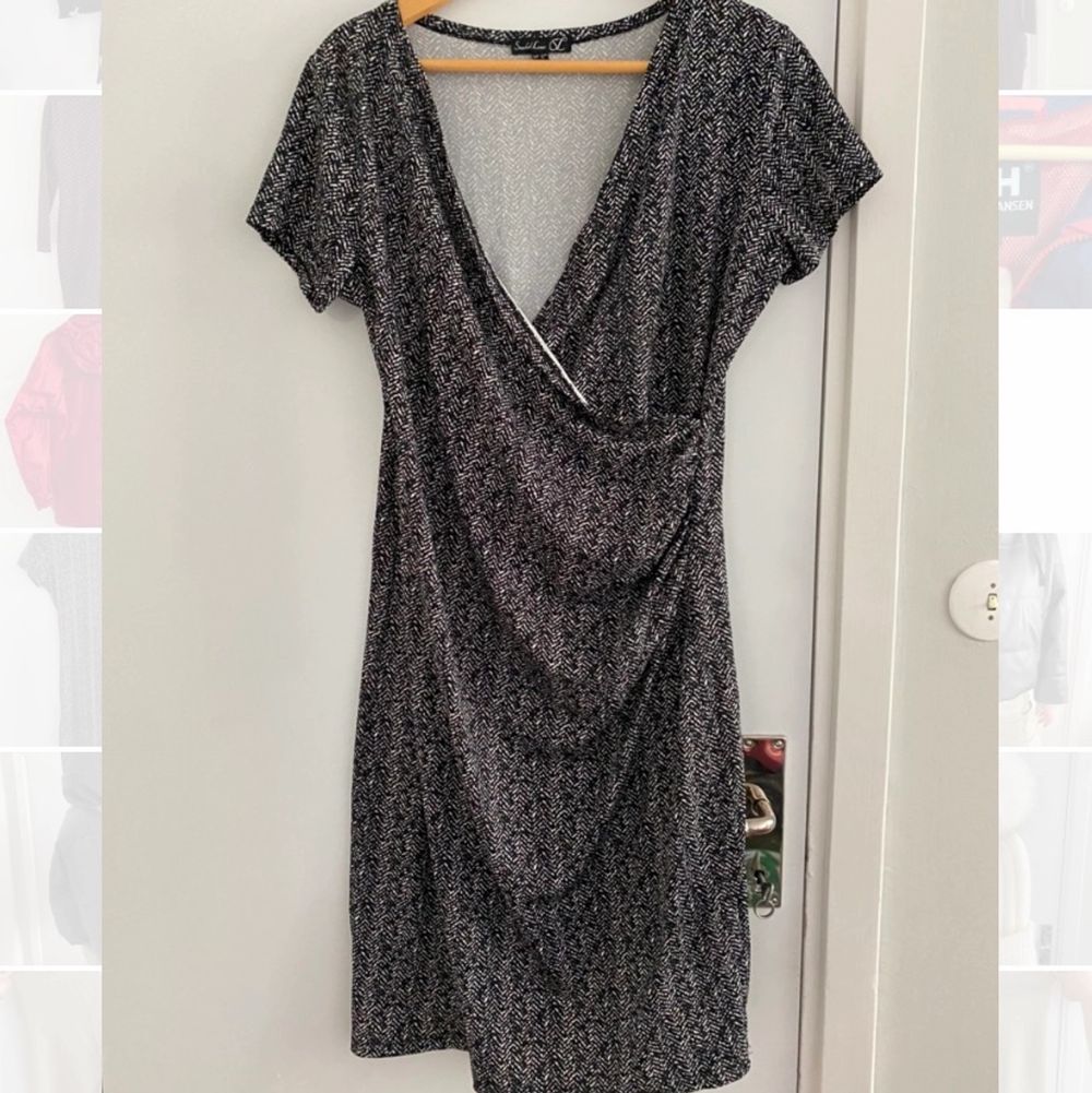 Dress from Smashed Lemon | Plick Second Hand