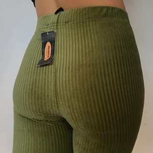 Byxor gröna - Jätteeeefina gröna byxor, helt oanvända