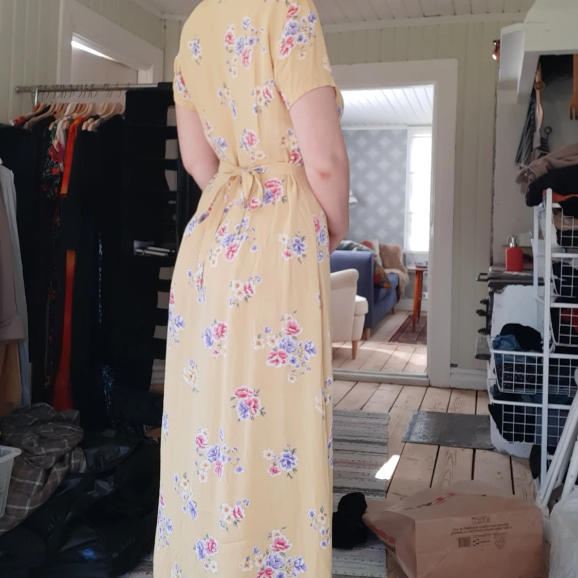 Gul klänning  - 90