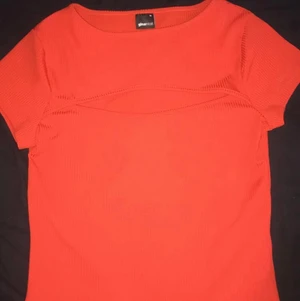 stl M  - Tröja från gina