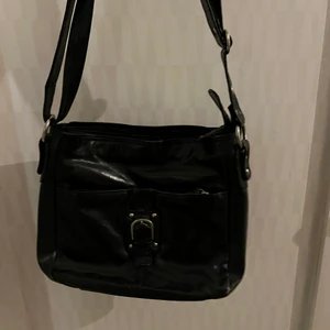 Handväska - Snygg vintage väska, frakt tillkommer