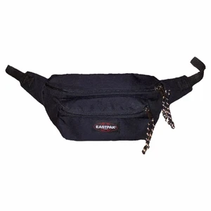 Eastpak midjeväska - Jättesnygg justerbar Eastpak midjeväska! STRL ONE SIZE