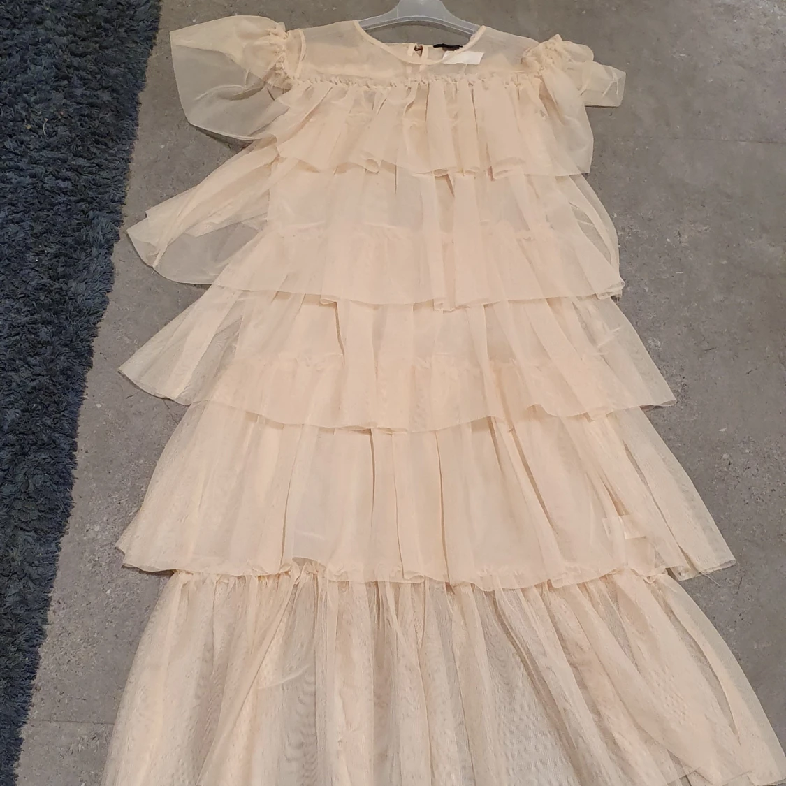 Ny volongklänning  - 90