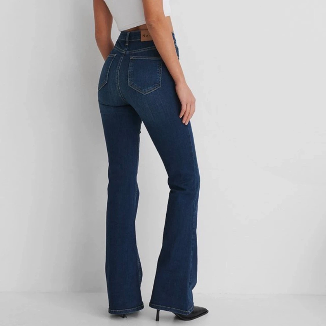 Blåa bootcut jeans
