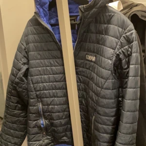 Colmar jacka, Strl S - En snygg dunjacka från märket colmar i väldigt bra skick. Strl S, nypris runt 4000kr.