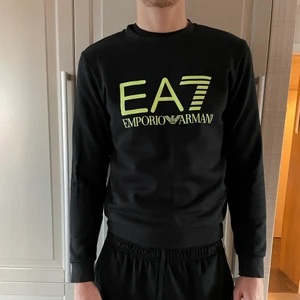 Emporio Armani sweatshirt  - Storlek medium