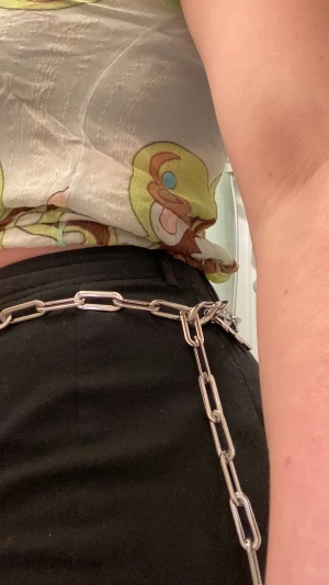 Kedja  - Cool kedja från min mammas unga dar! 