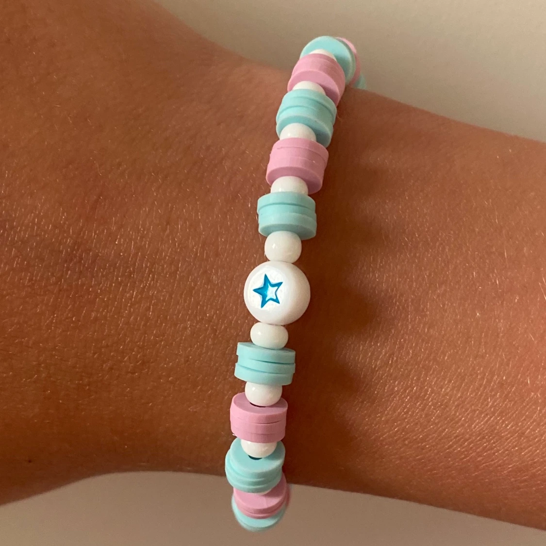 Rosa blåt super fint armband 💖🫐 - 91