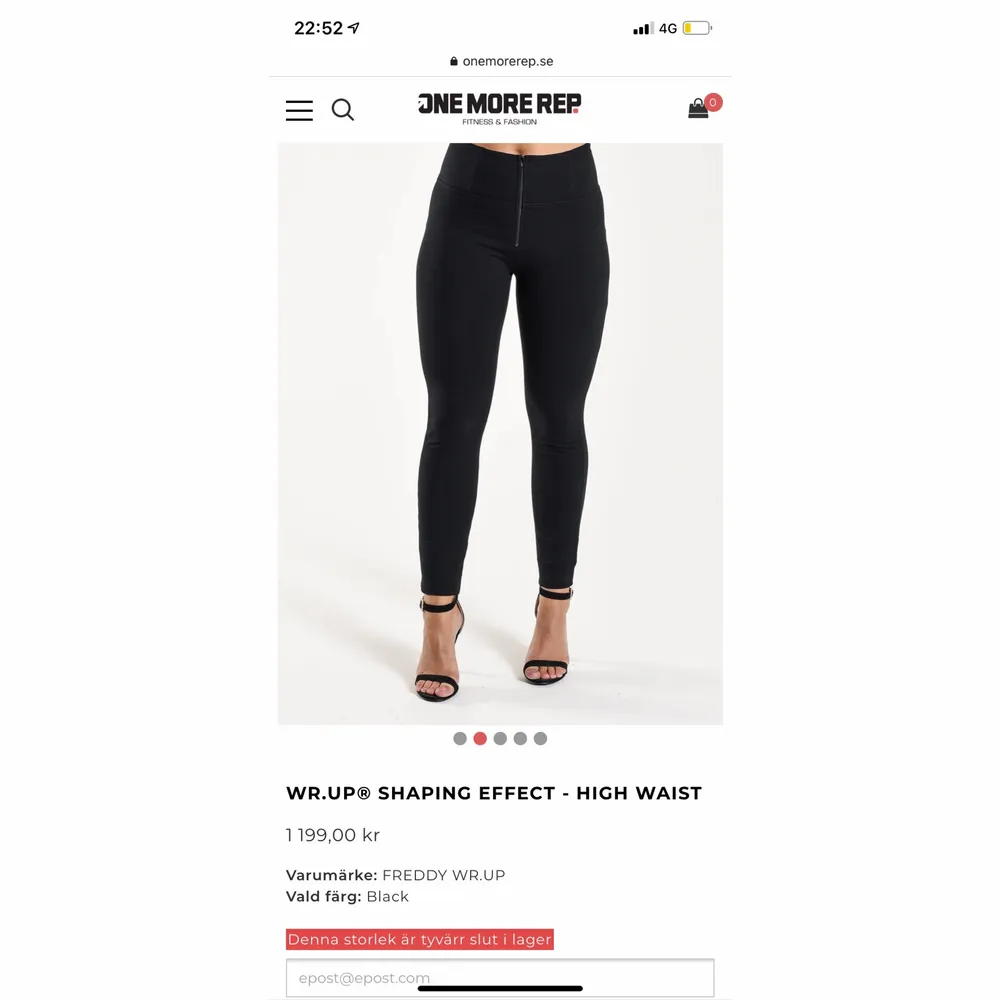 Säljer ett par Freddy wr.up byxor high waist som är använda 1gång. Nypris 1199:- mitt pris 700:-. Jeans & Byxor.