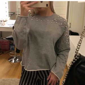 Super fin tröja  - Super skön och fin tröja från Gina! I storlek S! 
