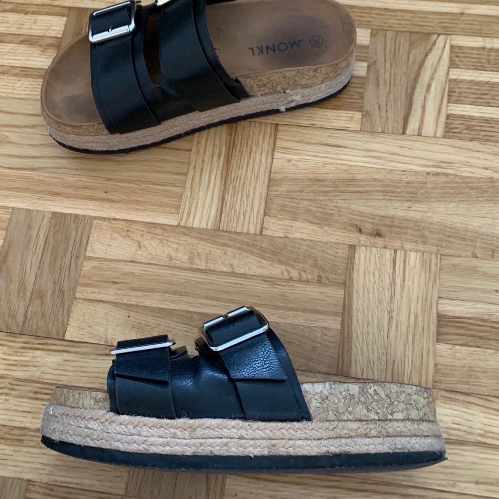 Sandaler med platå - Monki | Plick Second Hand