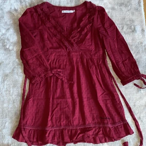 Bondelid  - Tröja .. XS från Bondelid! Gott använt skick! Har myckt kvar att ge! ❤️🙌 100%bomull 🍇🍇